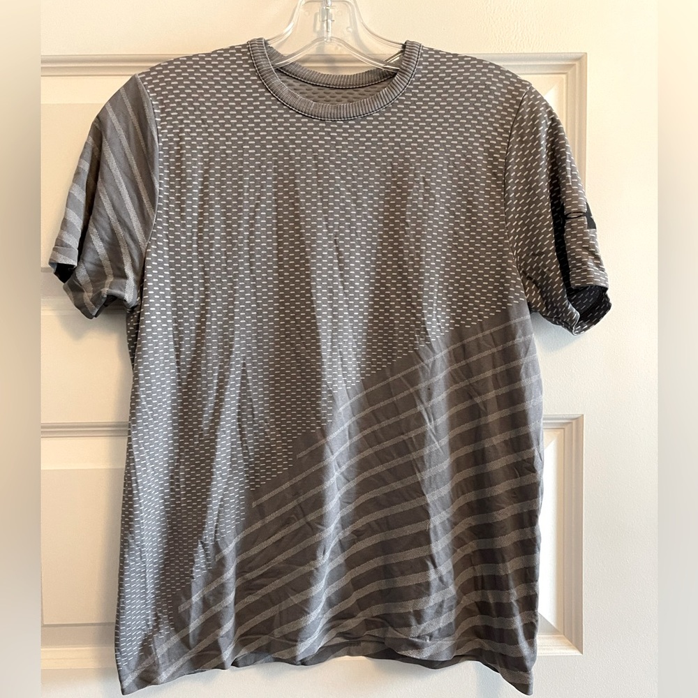 Gray pattern shirt